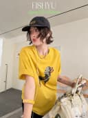 FISH YU美式复古豹纹头巾腊肠犬白墨印花圆领宽松短袖T恤26088 4