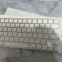 苹果无线蓝牙键盘pro笔记本电脑ipad magicKeyboard3妙控id USB-c 2